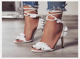 Foto van Schoenen sexy women pumps bridal shoes woman high heels floral white lace up peep toe ladies sandals
