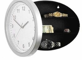 Foto van Beveiliging en bescherming jewelry clock safe creative money wall cash box concealed abs display pig
