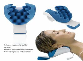 Foto van: Schoonheid gezondheid comfortably neck pillow shoulder relaxer massager support tension reliever sof
