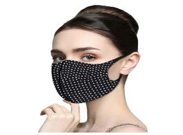Foto van Sieraden fashion women men shiny diamond reusable breathable safe protection mask reuse cotton face 