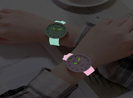 Foto van Horloge kids watches fashion led luminous watch couple wristwatch quartz clock for children silicone
