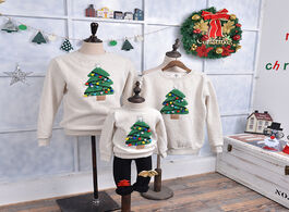 Foto van Baby peuter benodigdheden family look clothes christmas sweater shirt tree deer matching outfits fat