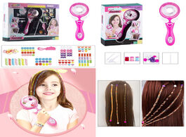 Foto van Speelgoed automatic hair braiding tool electric braider girls diy play house toy fashionable styling