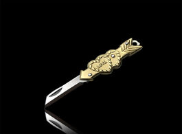 Foto van Beveiliging en bescherming mini key chain knife shell necklace folding blade pocket wallet keychain 