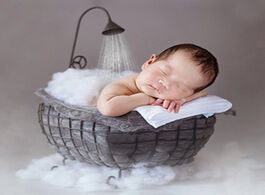 Foto van Baby peuter benodigdheden photo props iron basket shower bathtub newborn infant child photography au