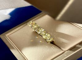 Foto van Sieraden 925 sterling silver yellow created moissanite diamonds gemstone wedding band engagement rin