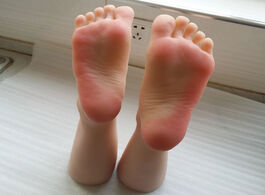 Foto van Schoonheid gezondheid foot model cloned silicone female fake nail leg display tarsel bone ankle rubb