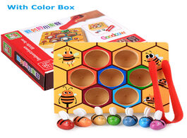 Foto van Speelgoed montessori toys wooden early leaning educatinal hardworking bee hive games for children cl