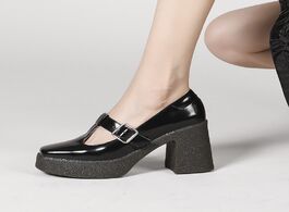 Foto van Schoenen 2020 new fashion square toe cow leather women pumps high heels platform office lady loafers