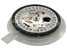Foto van Horloge nh35 movement day date set high accuracy automatic mechanical watch wrist