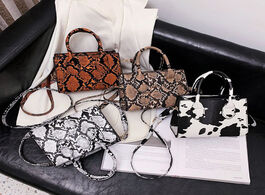 Foto van Tassen women handbag fashion animal snake cow printed crossbody totes female casual pu leather porta