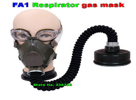 Foto van Beveiliging en bescherming fa1 respirator gas mask classic style goggles one piece against industria