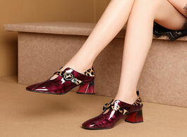 Foto van Schoenen 2020 fall single shoes woman high heels women pumps square toe leopard pattern buckle thick