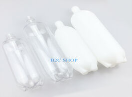 Foto van Schoonheid gezondheid clear dental water storage bottle chair accessory supplies white bottles with 