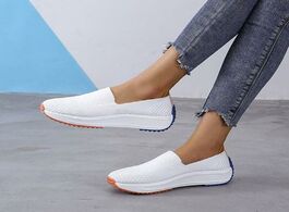 Foto van Schoenen women summer pumps low heels wedges breathable mesh slip on sneakers plus size shoes woman 