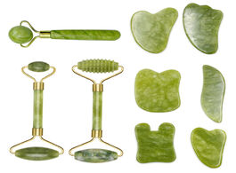 Foto van Schoonheid gezondheid facial massager roller guasha board plate green natural jade stone eye thin re