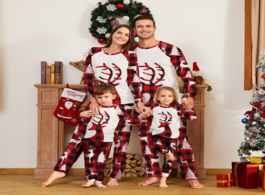 Foto van Baby peuter benodigdheden christmas family matching dad mom daughter son couple pajamas set deer loo