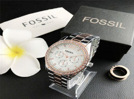 Foto van Horloge 2020 luxury women watch diamond top brand for s round quartz wristwatch relogio masculino wo