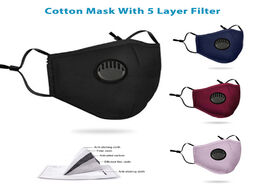 Foto van Beveiliging en bescherming cotton washable 3 layer face mask with 5 filter same as ffp3 better than 