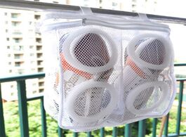 Foto van Huis inrichting 1pc lazy shoes washing bags hanging dry mesh laundry bag home using underwear bra cl