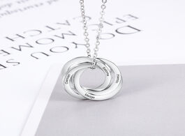 Foto van Sieraden personalized circles pendant necklace with 4 names customized stainless steel engraved gift