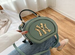 Foto van Tassen new round handbags for women 2020 circle small shoulder bag ladies luxury designer purses han