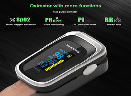 Foto van Schoonheid gezondheid finger pulse oximeter oled blood oxygen saturation heart rate monitor oxymeter