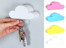 Foto van Huis inrichting magnetic hooks home storage holder creative cloud shape magnets keys securely wall m