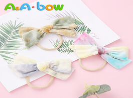 Foto van Baby peuter benodigdheden 1pcs new infant velvet bow hairband elastic headband ice cream mix color g