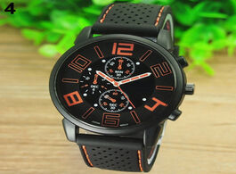 Foto van Horloge fashion style student sports watch children s 8 18 years old military wristwatch silicone st