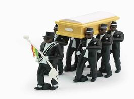 Foto van Huis inrichting black man lift the coffins garage kit collection figure for halloween gift carrying 