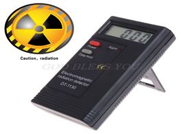 Foto van Gereedschap lcd digital radiation dosimeter profesional emf meter for measuring electromagnetic hand