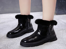 Foto van Schoenen women winter snow boots 2020 new fashion style high top shoes casual woman waterproof warm 