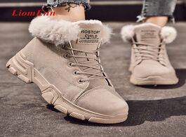 Foto van Schoenen 2020 new winter sneakers with fur plush platform snow boots casual shoes woman retro high t