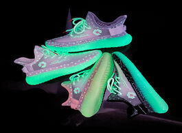Foto van Schoenen luminous daisy sneakers women lace up night glowing sport walking shoes fashion cool fluore