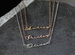 Foto van Sieraden handwriting style personalized name necklace women fashion jewelry customized signature nam