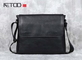 Foto van Tassen aetoo new casual leather men s bag first layer cowhide shoulder messenger vertical large capa