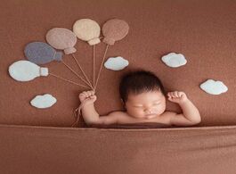 Foto van Baby peuter benodigdheden wool felt balloon cloud decorations newborn photography props infant photo