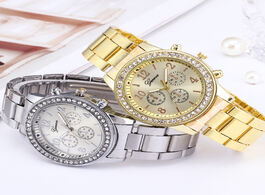 Foto van Horloge new fashion geneva classic luxury rhinestone watch ladies reloj mujer relogio feminino 2020
