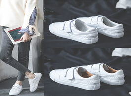 Foto van Schoenen 2019 new women shoes small white flat casual sneakers brand zapatos mujer tenis feminino co