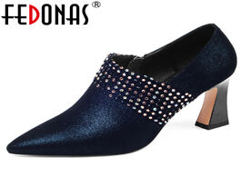 Foto van Schoenen fedonas 2020 new vintage sheepskin women pumps side zipper strange heels female shoes sprin