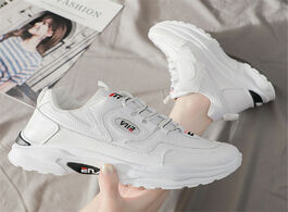 Foto van Schoenen women platform shoes white 2020 new fashion designers sneakers ladies leather casual sports