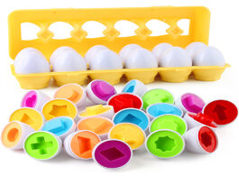 Foto van Speelgoed 12pcs montessori learning education math toys kids match smart eggs screws 3d puzzle game 