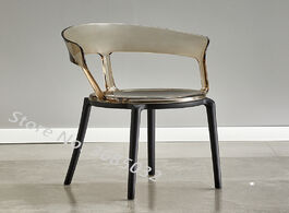 Foto van Meubels nordic transparent dining chair creative plastic home modern simple thickened waterproof caf