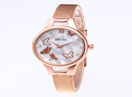Foto van Horloge new ladies watch luxury brand butterfly printed round diamond inlaid dial quartz casual gift