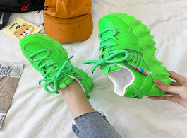 Foto van Schoenen platform women sneakers white green casual shoes thick sole tennis chunky basket femme 2020