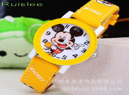 Foto van Horloge 2020 new fashion cool mickey cartoon wristwatch for children girls leather digital watches k