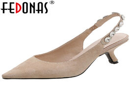 Foto van Schoenen fedonas brand design women fine heels wedding party pumps spring summer point toe shoes sue