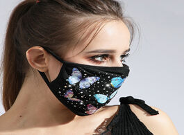 Foto van Sieraden fashion plum blossom butterfly print woman washable face mask with rhinestones keep warm ou
