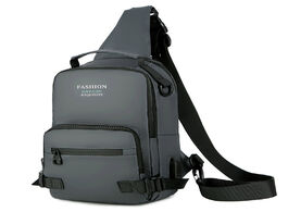 Foto van Tassen new men s personal pocket bag large capacity simple ipad chest smart usb charging shoulder me